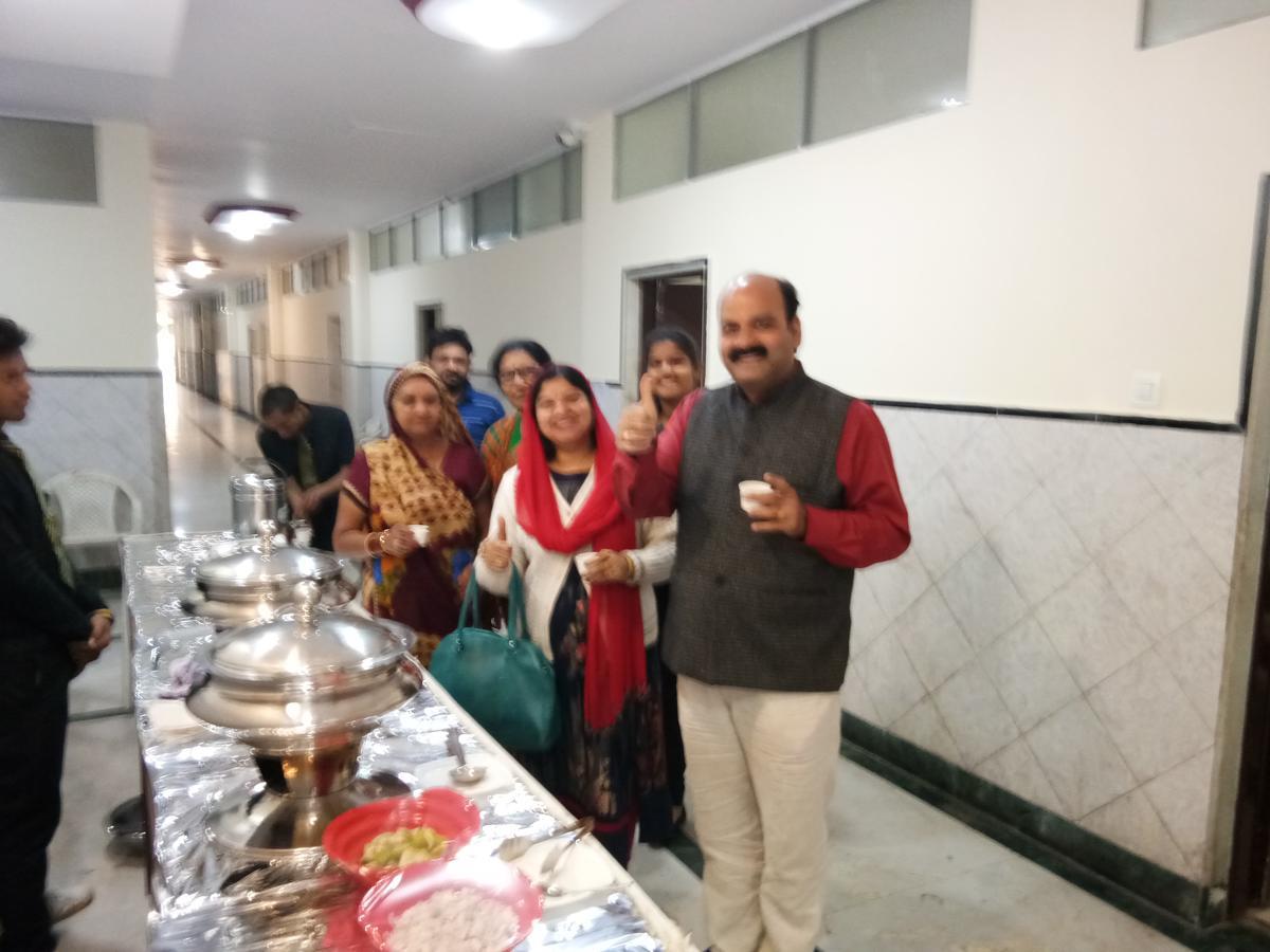 Grand Galaxy Hotel Krishna Nashik Buitenkant foto