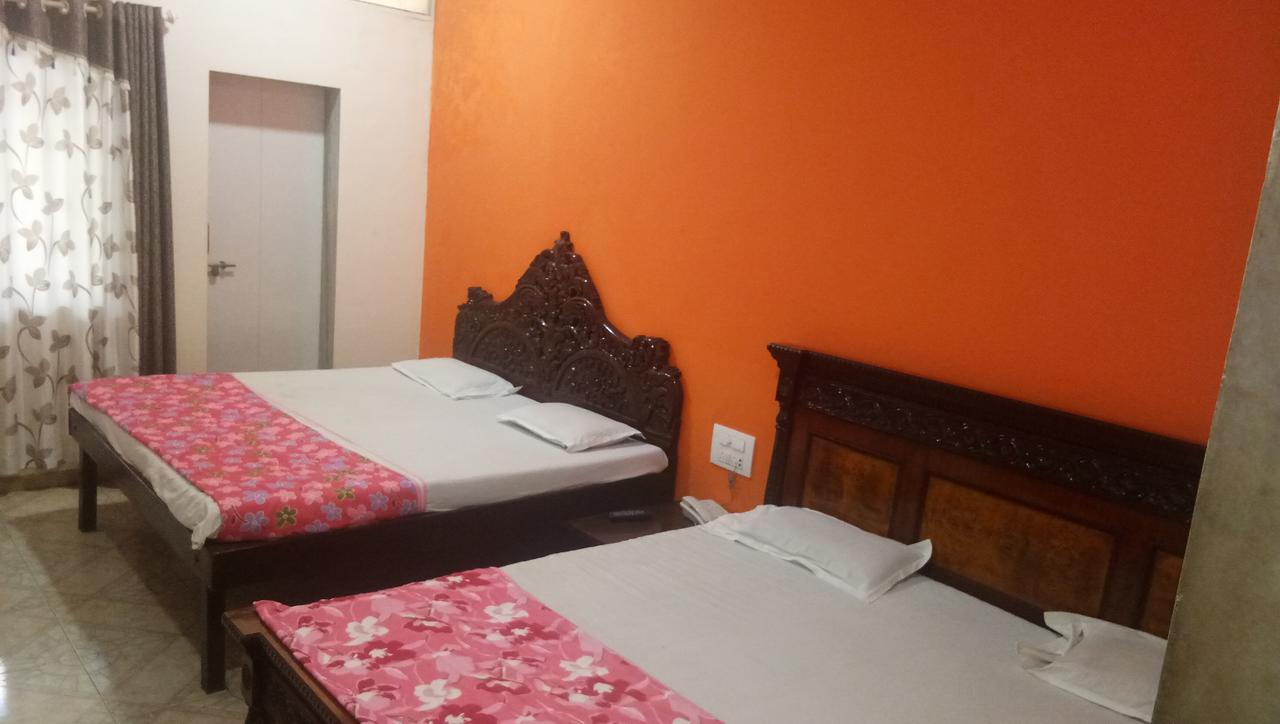 Grand Galaxy Hotel Krishna Nashik Buitenkant foto