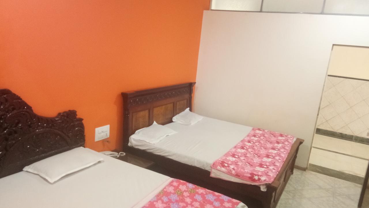 Grand Galaxy Hotel Krishna Nashik Buitenkant foto
