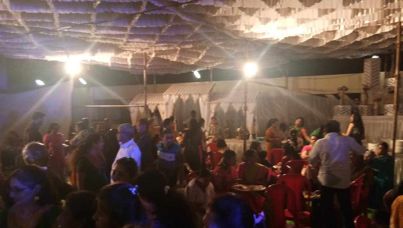 Grand Galaxy Hotel Krishna Nashik Buitenkant foto